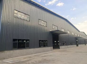 ساختارهای فولادی با کیفیت بالا کارگاه ساختمان فولادی ماژولار قابل تنظیم برای تولید صنعتی لجستیک انبار و استفاده تجاری درجه صادرات با صدور گواهینامه ISO / CE